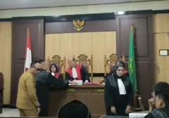 Rekrutmen ASN Fiktif: Kasus Dokumen Palsu di Gresik Hadirkan Saksi Kepala BKPSDM
