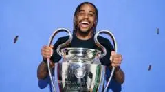 Liverpool Bidik Bradley Barcola, Potensi Rekrutan Ketiga Rp 1,9 Triliun