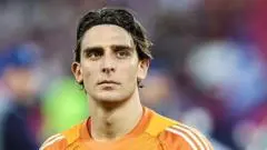 Kiper Yunani Tzolakis Pecahkan Rekor Transfer Hull City