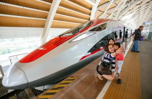 Kemenkeu Ambil Alih Utang Kereta Cepat Whoosh Rp116 Triliun