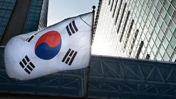 Kantor Pusat Starbucks Korea Selatan Digeledah Akibat Kontroversi Iklan "Tank Day"