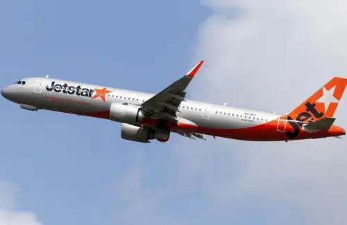 Jetstar Australia Terapkan Tarif Baru untuk Bagasi Kabin di Kompartemen Atas Mulai Februari