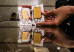 Emas Antam Merosot Rp 5.000, Tembus Rp 2,7 Juta per Gram Hari Ini
