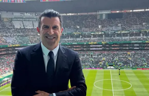 Luis Figo: Desakan Mundur untuk Presiden FIFA Gianni Infantino