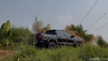 Toyota Hilux Generasi Terbaru: Bekal Fitur Canggih untuk Penggemar Off-Road Pemula