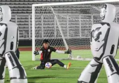 Kiper Timnas Indonesia di Ujung Tanduk: Cahya Supriadi Siap Menggantikan Nadeo Argawinata Hadapi Singapura?