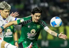 Persebaya Siap Kejutkan Persib di Final Piala Presiden 2026, Meski Diunggulkan Lawan