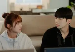 My Bias My Boss: Kisah Cinta Tak Terduga di Balik Pemujaan Idola K-Pop