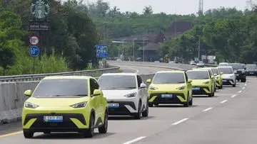 Lonjakan Kendaraan Listrik di Jalanan Indonesia: Angka Terbaru Terungkap