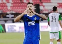 Persib dan Persebaya Berbagi Gol di Babak Pertama Final Piala Presiden