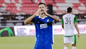 Persib dan Persebaya Berbagi Gol di Babak Pertama Final Piala Presiden