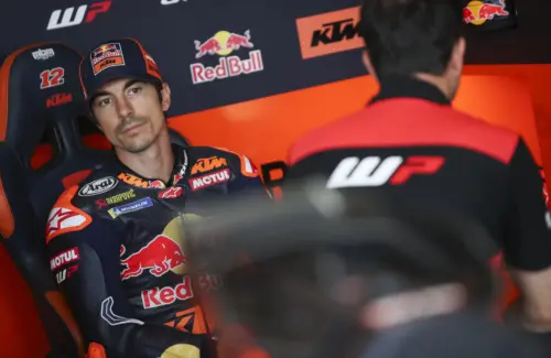 Pol Espargaro Bela Maverick Vinales di Tengah Perjuangan Cedera