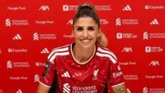 Liverpool Resmi Ikat Gelandang Muda Spanyol, Natalia Ramos