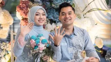 Leo Rolly Carnando dan Indah Cahya Sari Jamil Menikah di Mekkah