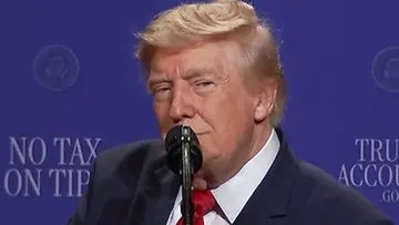 Donald Trump Kritik Kandidat Senat Michigan Abdul El-Sayed: 'Penuh Omong Kosong'