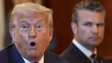 Donald Trump Dikabarkan Bersitegang dengan Menhan AS Terkait Stok Amunisi dan Rudal