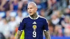 Lyndon Dykes Gabung Millwall dengan Kontrak Satu Tahun