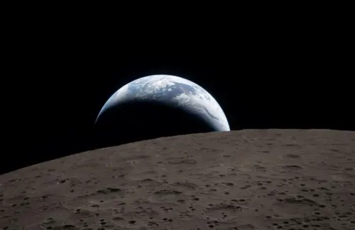 Bulan Menjauh: Gerhana Matahari Total Makin Langka dan Singkat