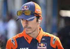 Guenther Steiner Ungkap Belum Pernah Hadapi Masalah Cedera Pembalap Seperti Maverick Vinales