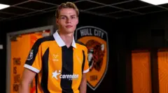 Jens Hjerto-Dahl Resmi Berseragam Hull City, Ungkap Tantangan Terbesar