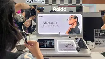 Rokid AI Glasses Pukau Pengunjung DTI-CX 2026 Lewat Teknologi AI Terbaru
