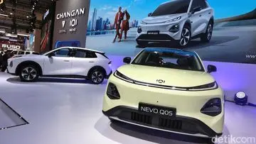 Jusuf Hamka Borong 100 Unit Mobil Listrik Changan Nevo Q05