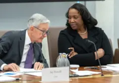 Trump Kembali Ancang-ancang Pecat Gubernur The Fed Lisa Cook, Tuduhan Penipuan KPR Mentah