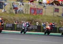 Moto3 Inggris 2026: Veda Ega Start Posisi 16, Hakim Danish Amankan Grid Kesembilan