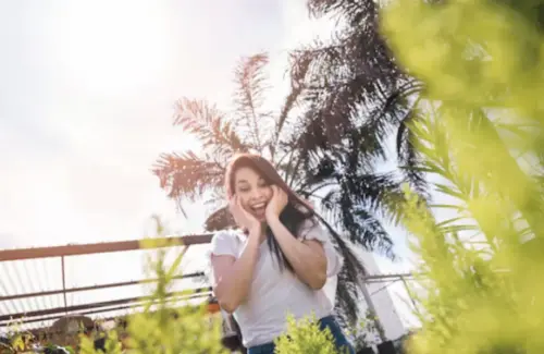 Tujuh Kebiasaan Sederhana yang Terbukti Ilmiah Tingkatkan Kebahagiaan Seketika