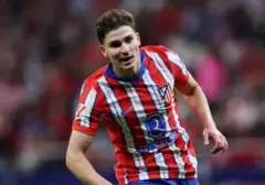 Diego Simeone Buka Suara Soal Ketertarikan Barcelona pada Julian Alvarez