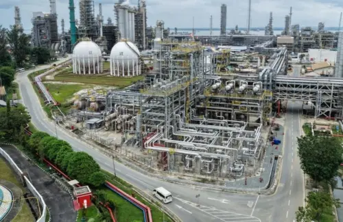 Kilang Balikpapan Sukses, Proyek Migas Lain Masih Terkendala