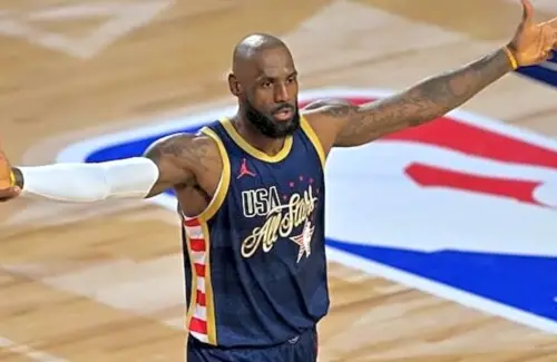 LeBron James Langsung "Ngajak Kenalan" V.J. Edgecombe via FaceTime Pasca-Draft NBA