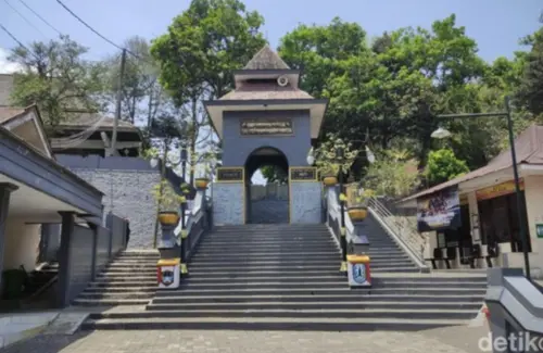 Penelitian UB Ungkap Hubungan Ritual Pesugihan Gunung Kawi dan Kesehatan Mental, Picu Debat