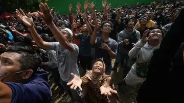 Rebutan Kue Apem Keong Emas di Boyolali, Tradisi Bulan Sapar Dipercaya Pembawa Berkah