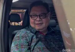 Menko Airlangga Hartarto Terkesan Toyota Land Cruiser FJ di GIIAS 2026, Jusuf Hamka Borong 61 Unit