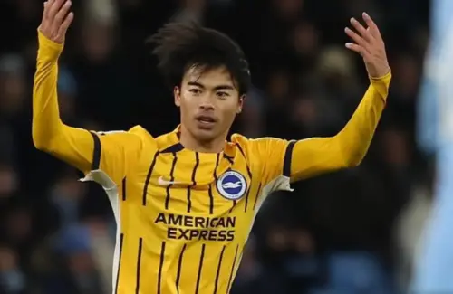 Tony Cascarino Usulkan Arsenal Bidik Kaoru Mitoma Pasca Gagal Datangkan Vinicius Junior
