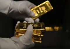 Emas Diprediksi Lonjak ke USD5.000, Tembus Rp2,8 Juta per Gram