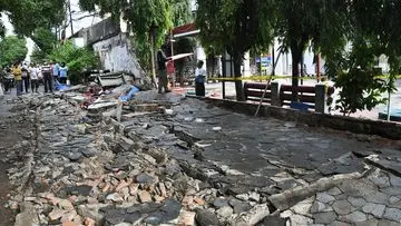 Tembok SDN Minomartani 2 Sleman Roboh, 10 Peserta Jalan Sehat Terluka