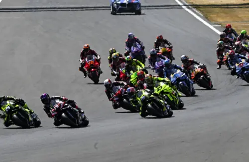 Fabio Quartararo Raih Kemenangan Dramatis di British MotoGP 2026 Silverstone