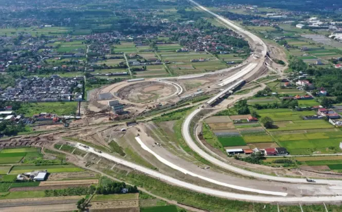 Tol Yogya-Bawen Ambarawa-Bawen Hampir Rampung, Target Operasi Akhir 2026