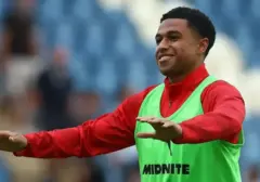 Fulham Dekati Rekor Transfer Irlandia Utara Lewat Shea Charles