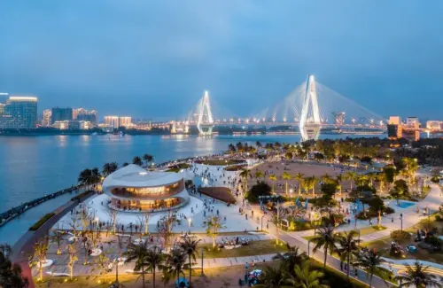Hainan Jadi Kawasan Bebas Bea, China Bangun 'Hong Kong Baru' Bernilai Rp2.000 T Dekat Indonesia