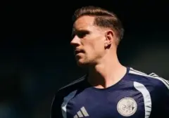Debut Gemilang Ter Stegen Ancaman Baru untuk Maarten Paes di Ajax