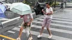Topan Dolphin Menerjang China Timur, Jutaan Jiwa Dievakuasi
