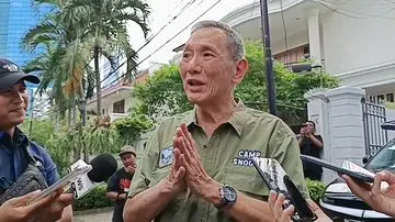 Jusuf Hamka Pamer Koleksi Pelat Nomor Kendaraan Spesial: Dari 'B 3 DJO' hingga 'B 4 BAK'