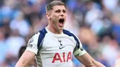 Micky van de Ven Perpanjang Kontrak Jangka Panjang dengan Tottenham Hotspur