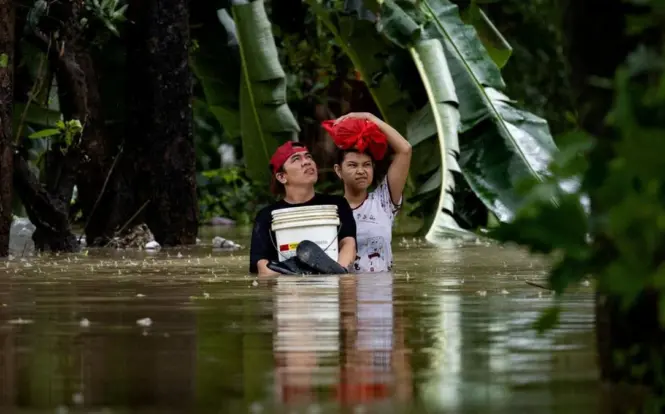 Manila Terendam Banjir Habagat, 110 Ribu Keluarga Terdampak