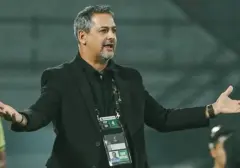 Marcos Santos Siapkan Mental Pemain Arema FC Hadapi Super League 2026/2027