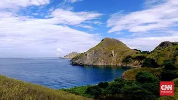 Pulau Padar: Destinasi Epik yang Sempat Ditutup, Kini Kembali Menggoda Wisatawan Termasuk Jessica Mila