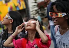 Jadwal dan Panduan Aman Menyaksikan Gerhana Matahari Total 12 Agustus